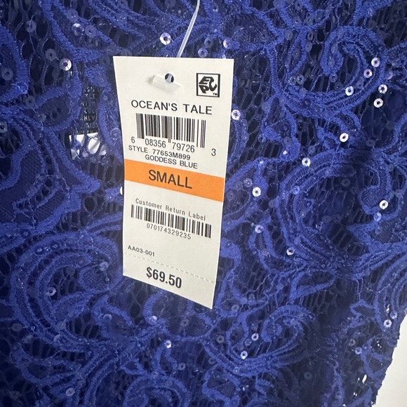 INC international concepts blue sequin sparkle top NWT size small built in tank - Picture 2 of 4